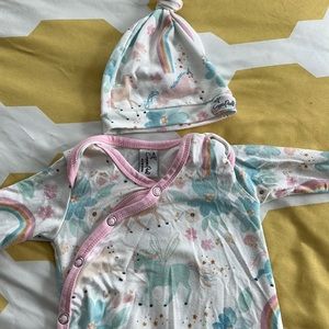 Copper Pearl Newborn Knot Gown & Hat in Whimsy